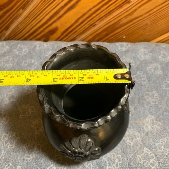 Dona Rosa Pottery - Picture 11 of 12